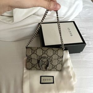 Gucci Coin Purse with chain